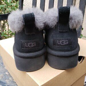 UGG Nita Genuine Shearling Slippers Black Sz 10